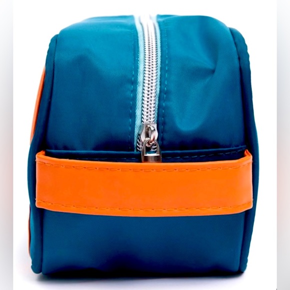 NWT • Men’s • Love x June • Dopp Kit • w/3 BPA free 2.7oz. travel sized bottles - Picture 4 of 5